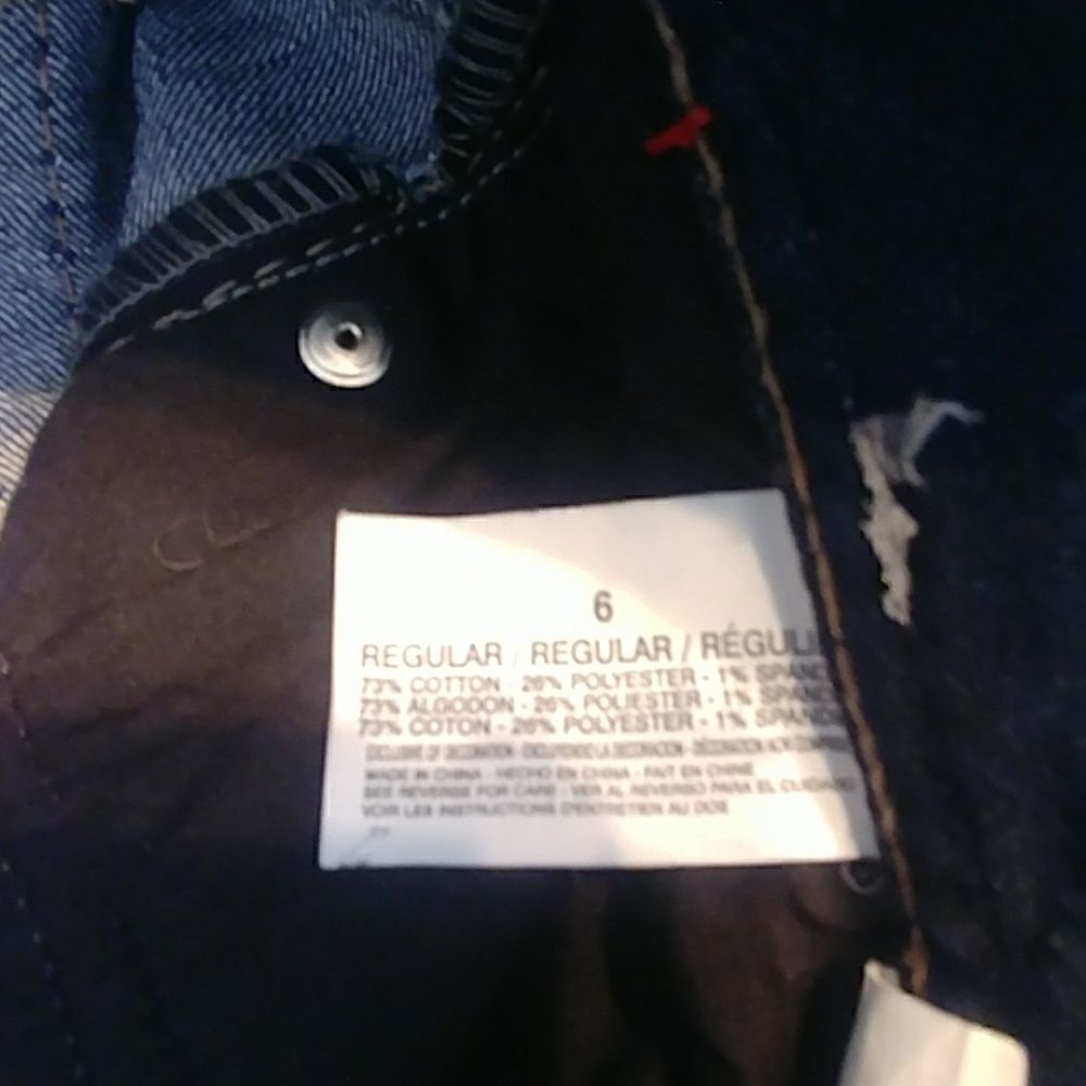 Nine West Embellished Pocket Dark Jean- 6R - Picture 4 of 4
